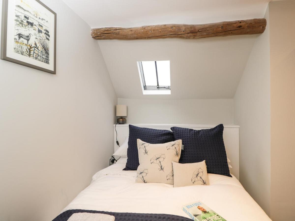 Stable Cottage Cheltenham Exterior foto